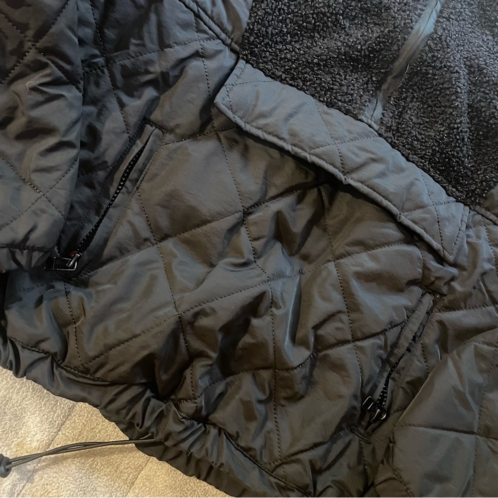 🩷Black quarter zip - Picture 5 of 6